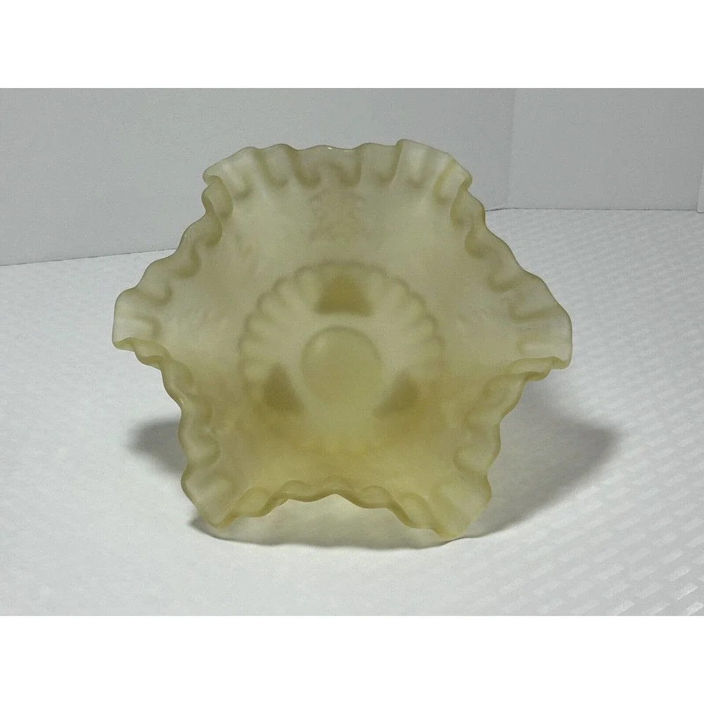 Westmoreland Glass Yellow Satin 3 Footed Bowl Double‎ Crimped Edge Paneled Grape